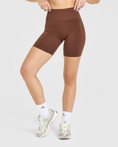 EffortlessLift™ Seamless Shorts with White Logo | Rustic Brown