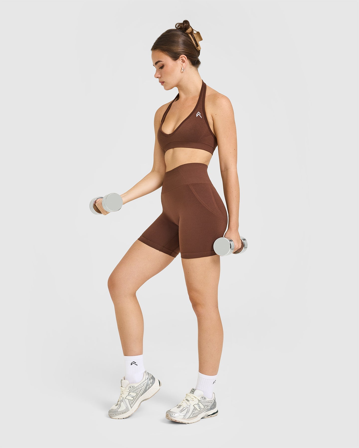 EffortlessLift™ Seamless Shorts with White Logo | Rustic Brown