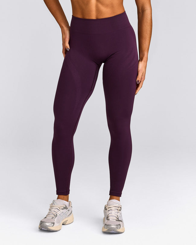 EnhanceLift™ Seamless Leggings with Gray Logo | Blackberry Purple