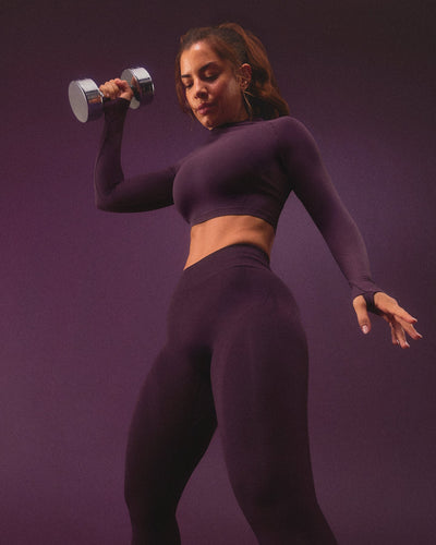 EnhanceLift™ Seamless Leggings with Gray Logo | Blackberry Purple