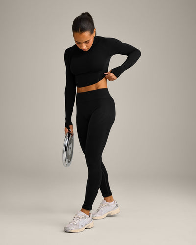 Oner Seamless Fitted Long Sleeve Mid Top | Soft Black