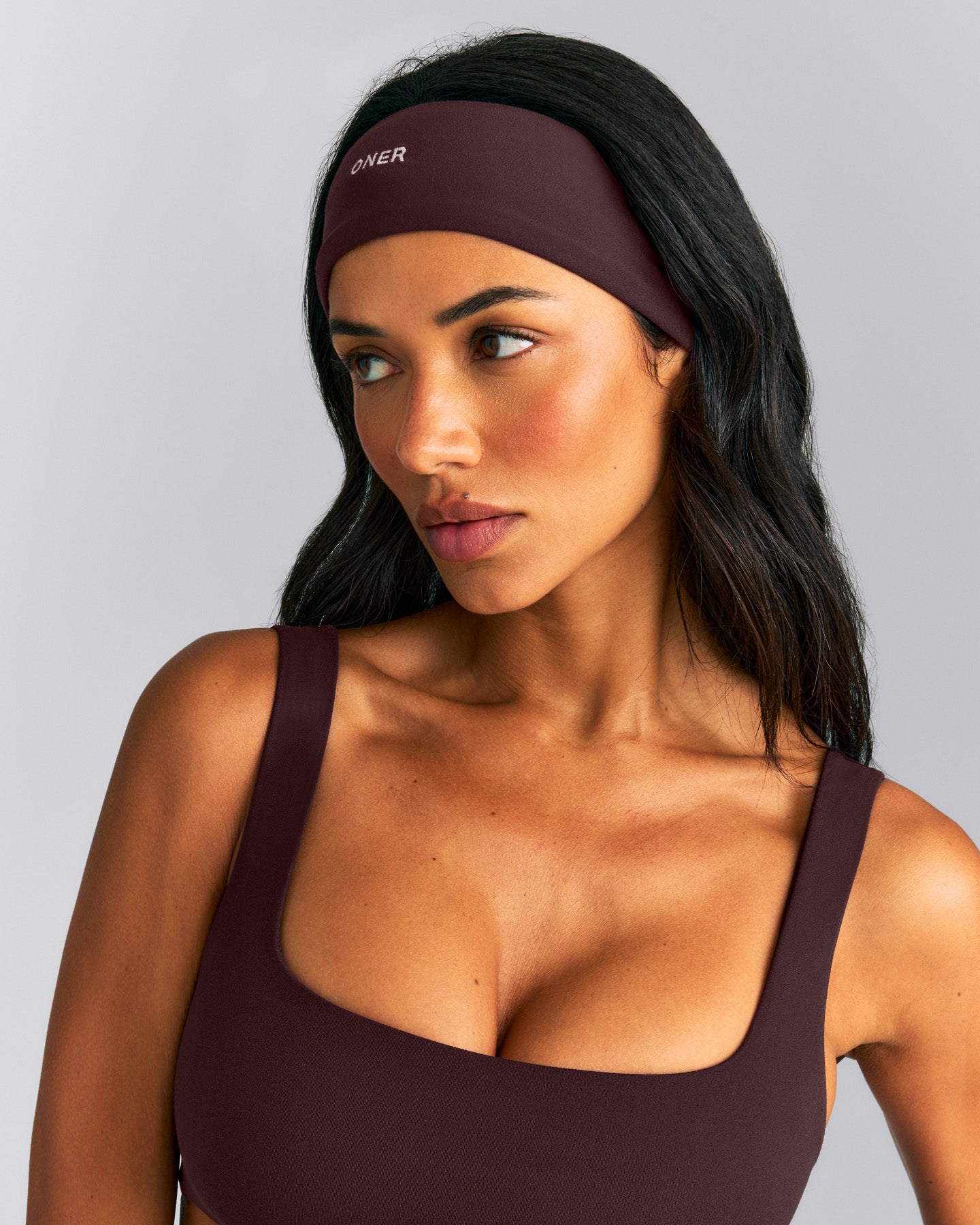 SoftMotion™ Headband with Gray Logo | Plum Brown