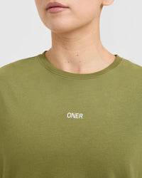 Classic Oner Graphic Crop Lightweight T-Shirt | Olive Green