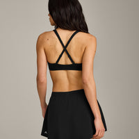 EasyLift™ Cross Back Sports Bra with Gray Logo | Black