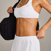 EasyLift™ Cross Back Sports Bra | White