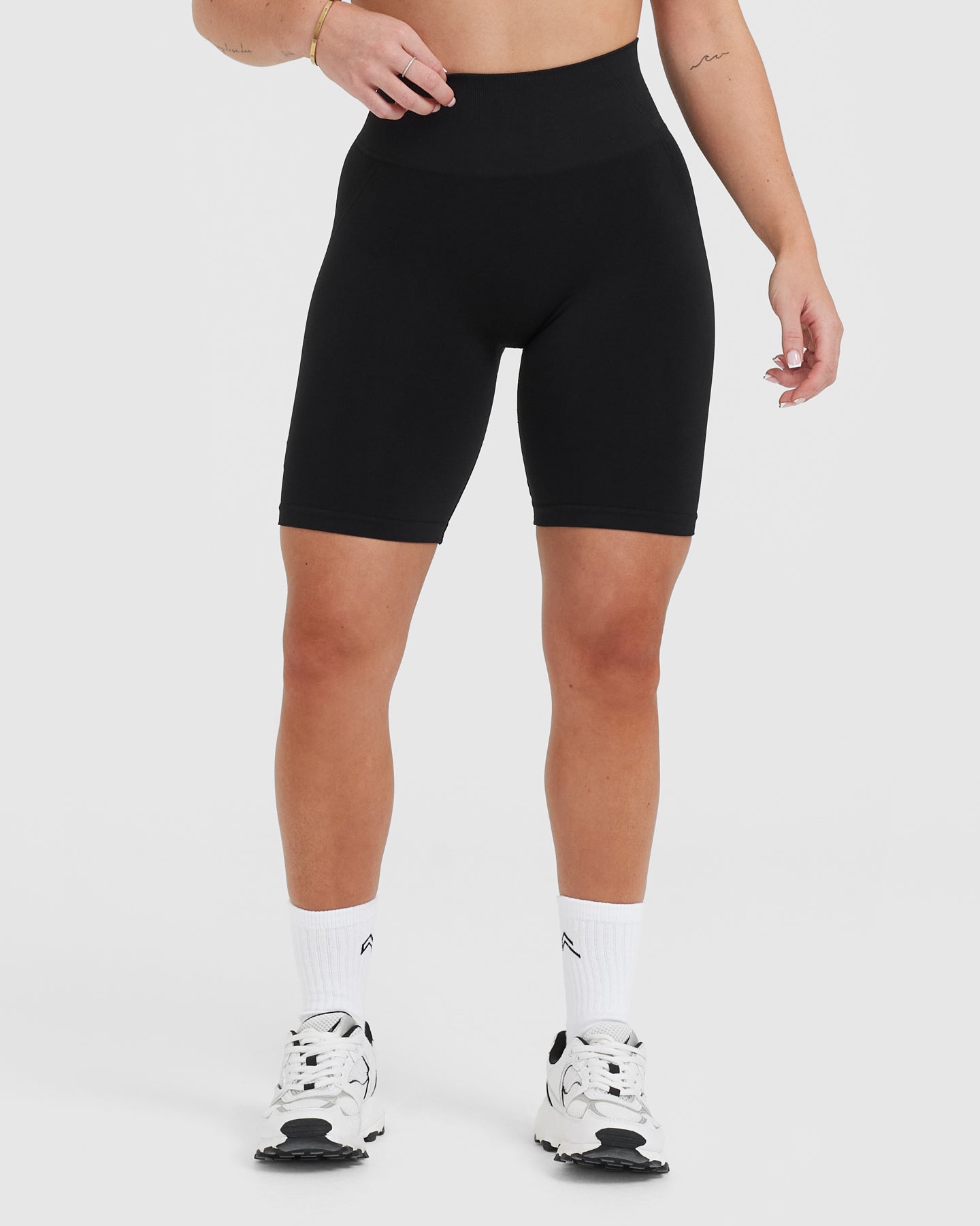 Effortless Seamless Cycling Shorts 2 Z8TTDL282 Clothing Rosewood Oner  Active [Z8TTDL282] : Fabric Clothing on Oner Active Canada, Oner Active  shorts feature a unique 360 degress design, making you look and feel