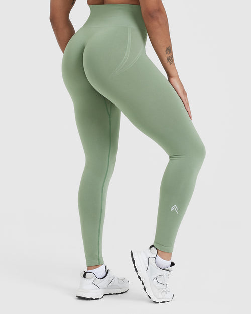 Colored Gym Wear Tights at best price in Kalyan by Oneclick Enterprises