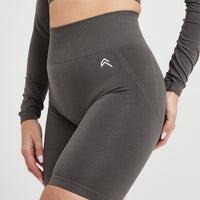 EffortlessLift™ Seamless Cycling Shorts with White Logo | Deep Taupe