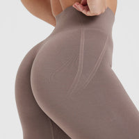 EffortlessLift™ Seamless Leggings with White Logo | Washed Cool Brown