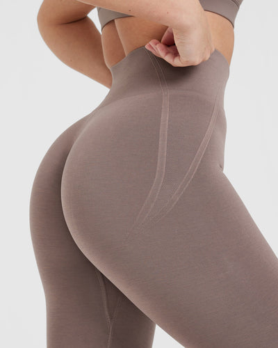 EffortlessLift™ Seamless Leggings with White Logo | Washed Cool Brown