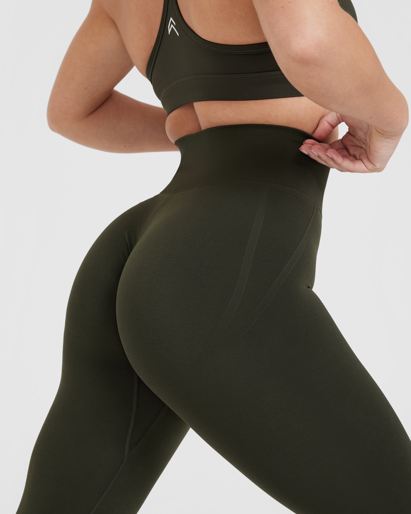 Consistency Seamless ¾ Length Leggings With Shaping Detail In Washed Khaki