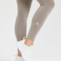 EffortlessLift™ Seamless Leggings with White Logo | Minky