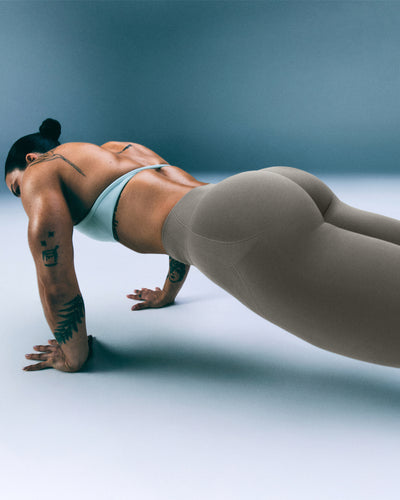 EnhanceLift™ Seamless Leggings with Gray Logo | Warm Minky