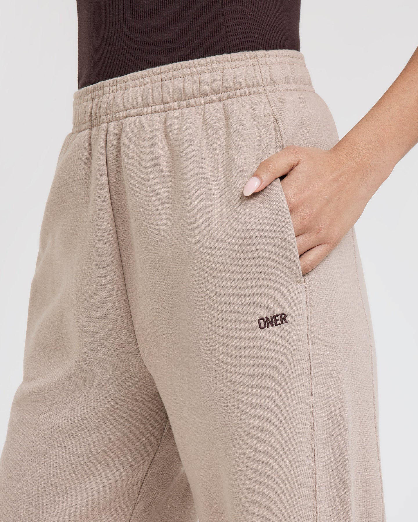 Foundations Straight Leg Sweatpants | Mushroom Brown