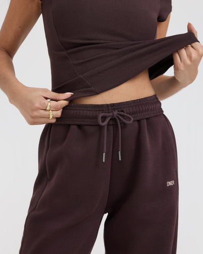 Foundations Straight Leg Sweatpants | Plum Brown