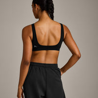 EffortlessLift™ Square Neck Sports Bra with Gray Logo | Black