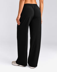AirMove™ Straight Leg Pants with Reflective Logo | Black