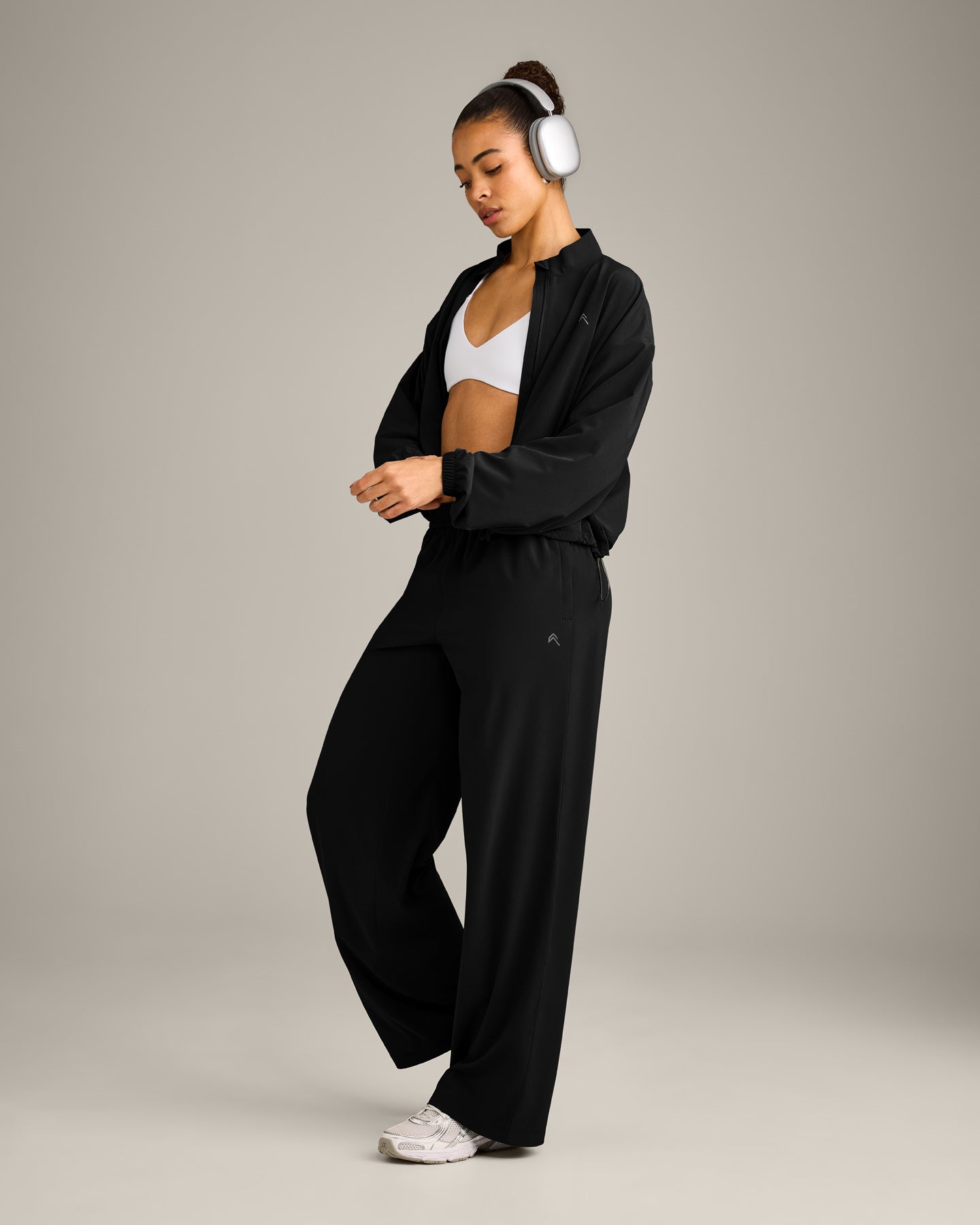 AirMove™ Straight Leg Joggers | Black