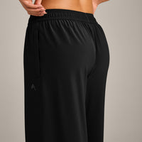 AirMove™ Straight Leg Joggers | Black