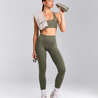 EasyLift™ Cross Back Sports Bra with Gray Logo | Alpine Green