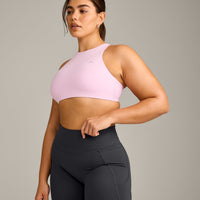 EasyLift™ High Neck Sports Bra with Gray Logo | Chalk Pink