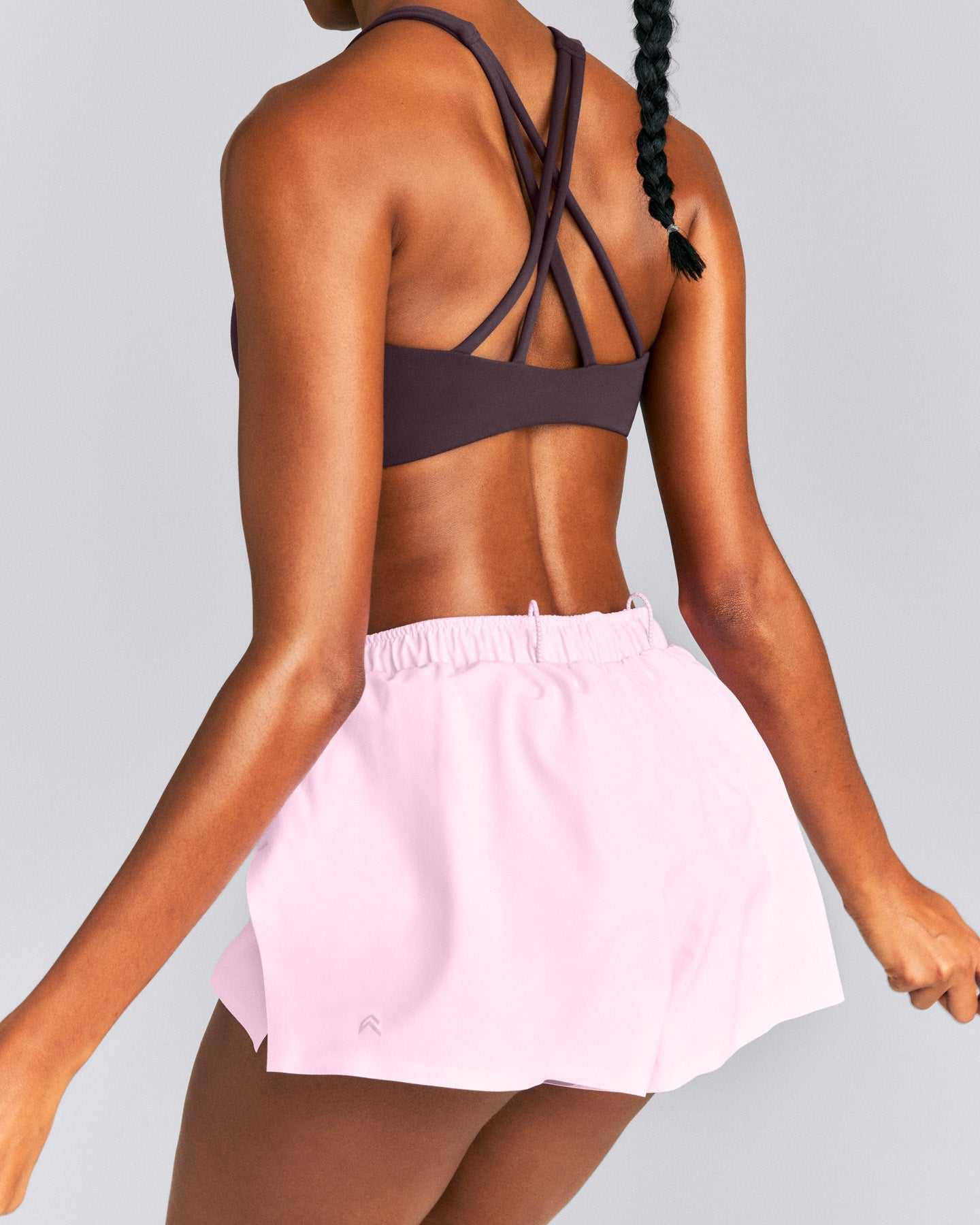 EasyLift™ High Neck Sports Bra New Branding | Dark Umber Brown