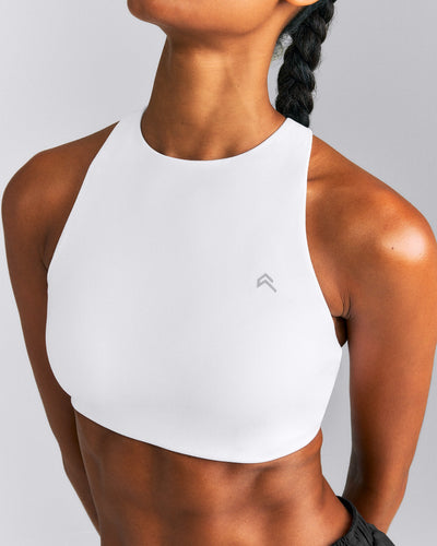 EasyLift™ High Neck Sports Bra New Branding | White