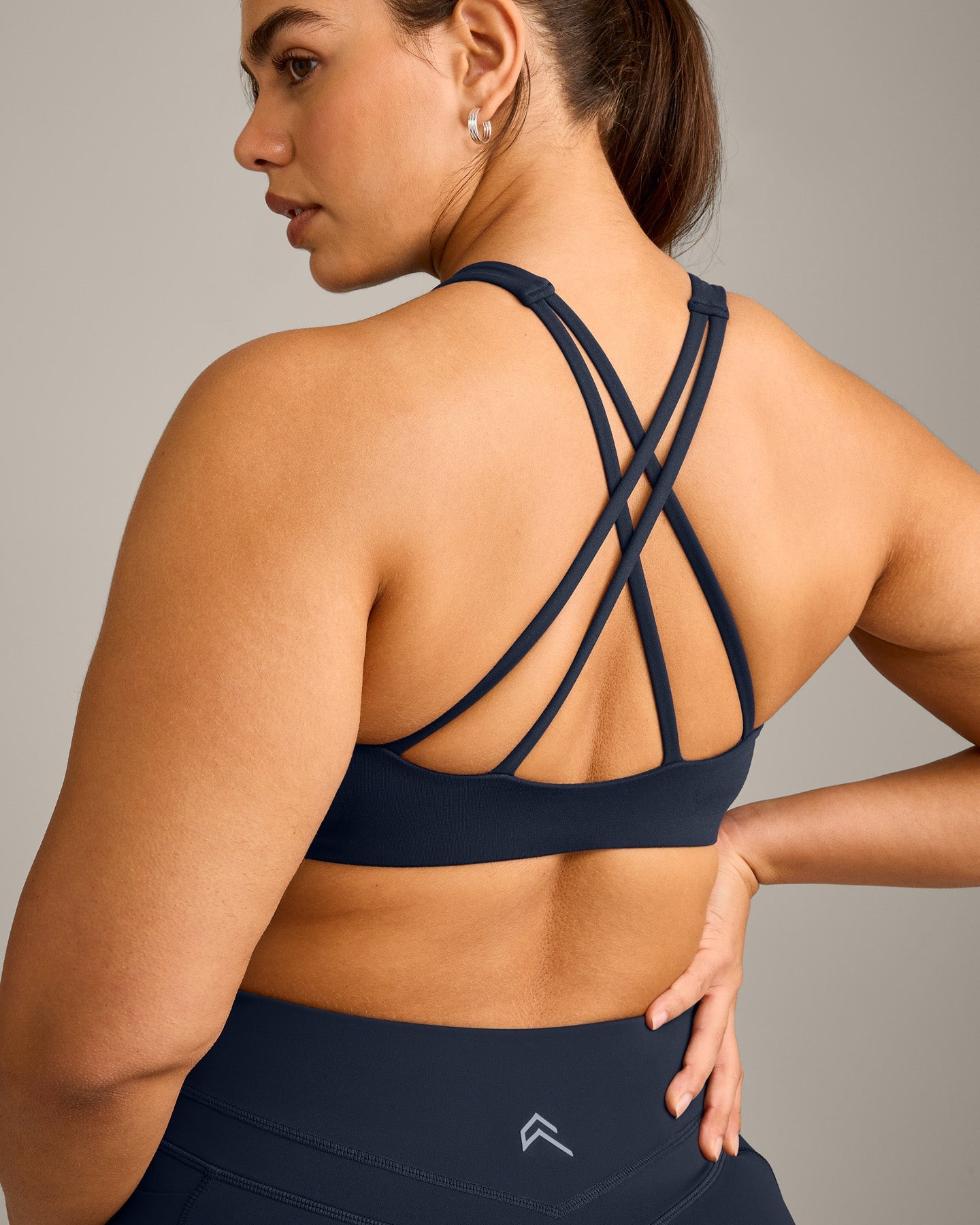EasyLift™ High Neck Sports Bra with Gray Logo | True Blue