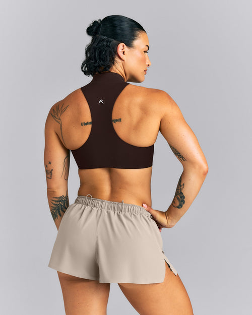 EasyLift™ Zip High Neck Sports Bra | Dark 70% Cocoa