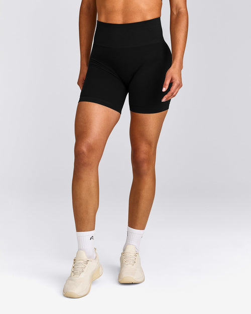 EffortlessLift™ Seamless High Rise Shorts | Black