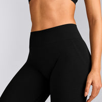 EffortlessLift™ Seamless Mid Rise Leggings with Gray Logo | Black
