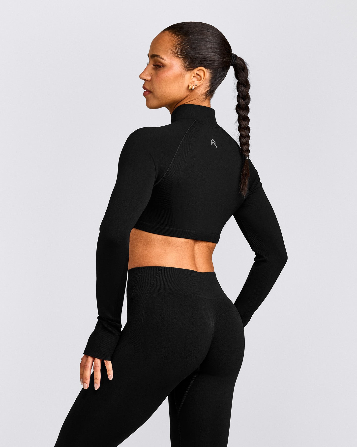 EnhanceLift™ Seamless Crop Jacket with Gray Logo | Black