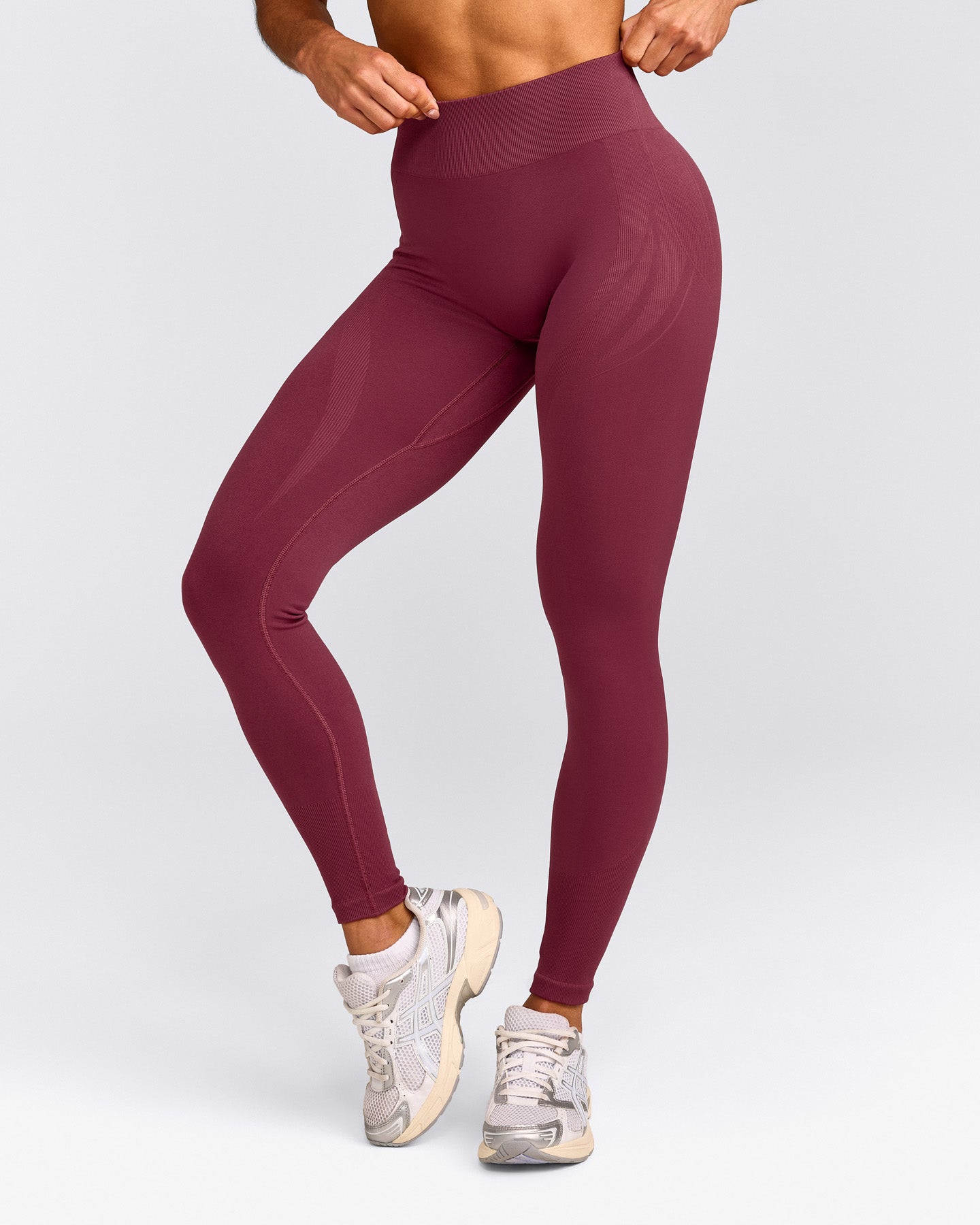 EnhanceLift™ Seamless Leggings with Gray Logo | Burnt Maroon