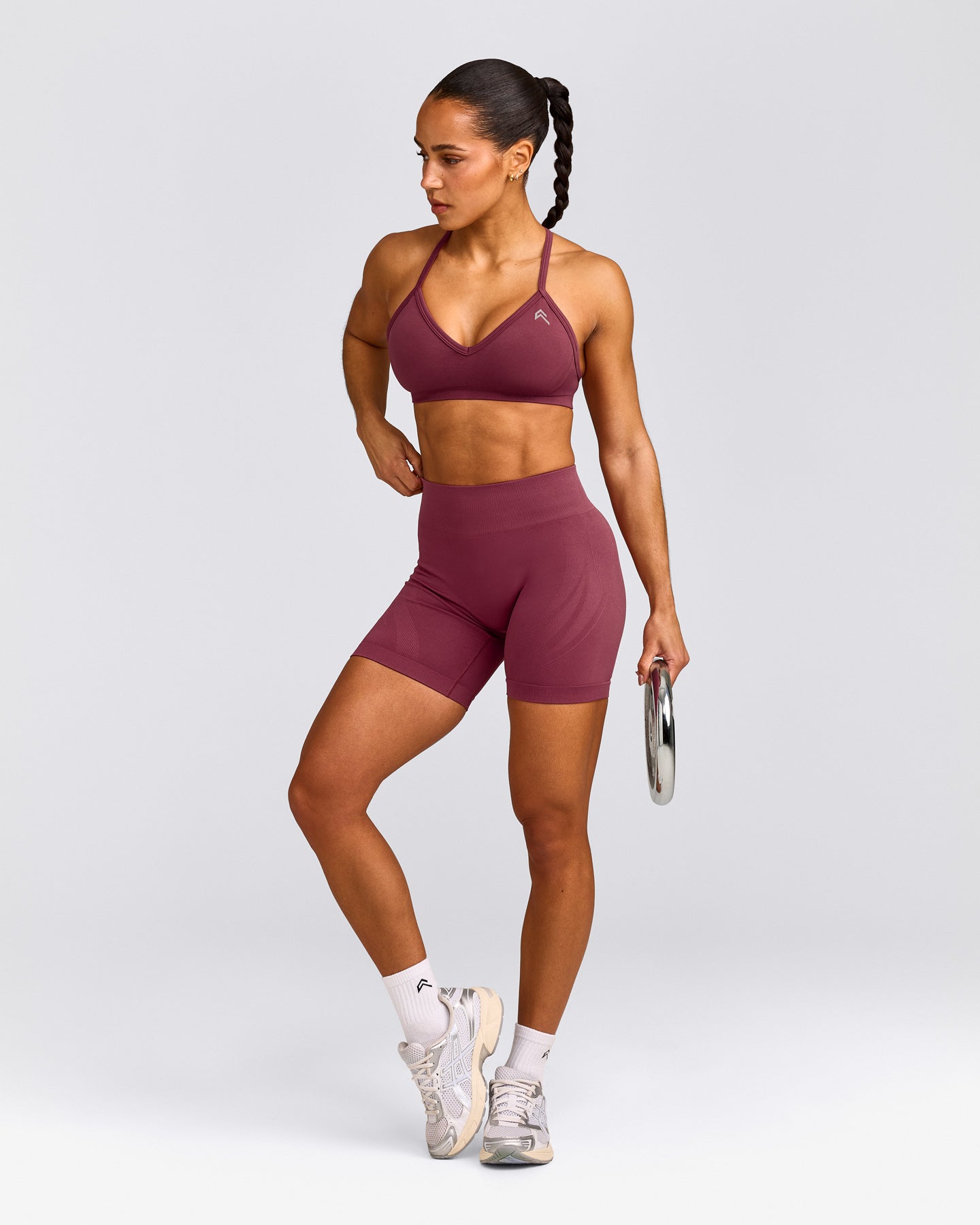 EnhanceLift™ Seamless Strappy Sports Bra with Gray Logo | Burnt Maroon