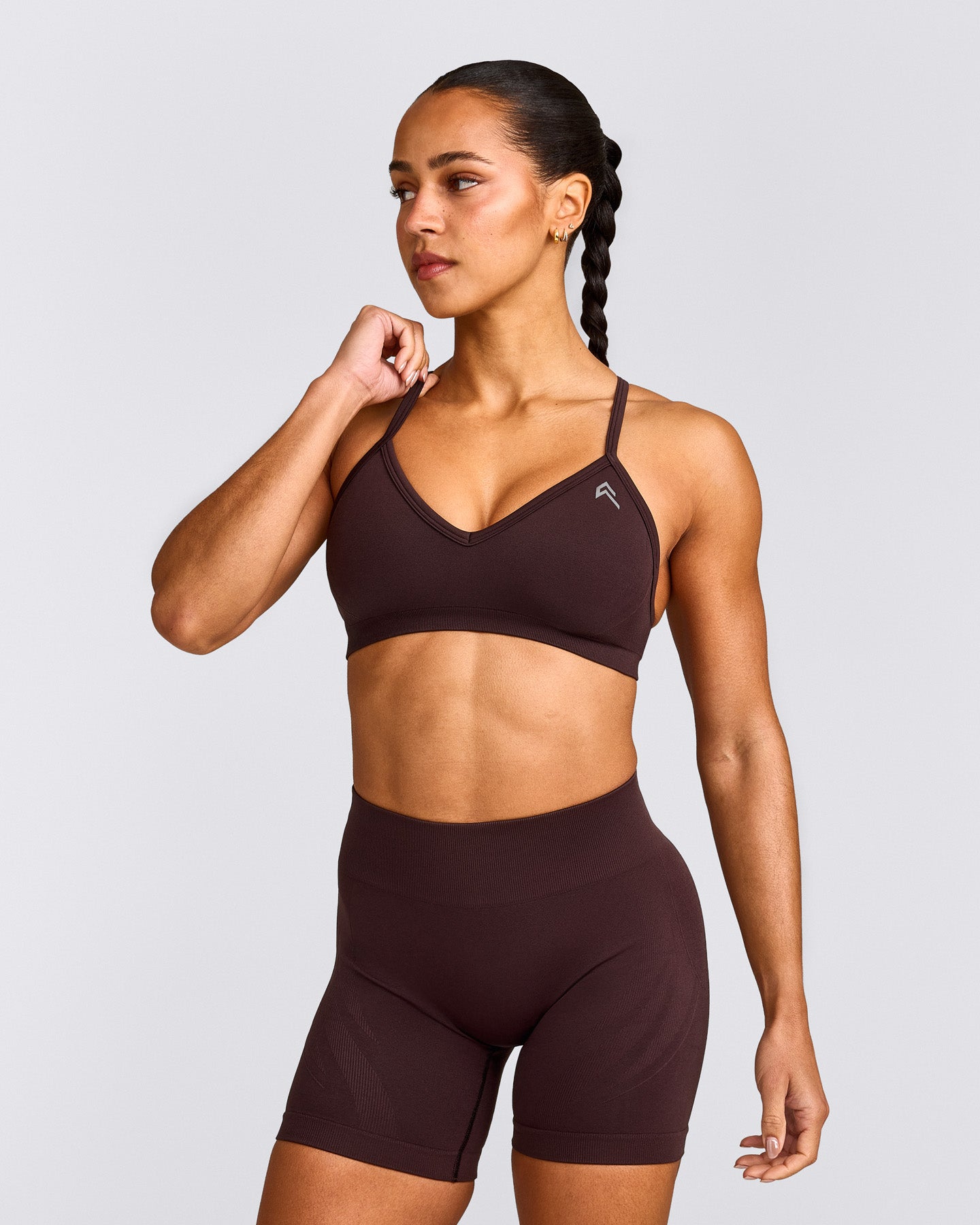 EnhanceLift™ Seamless Strappy Sports Bra with Gray Logo | Plum Brown