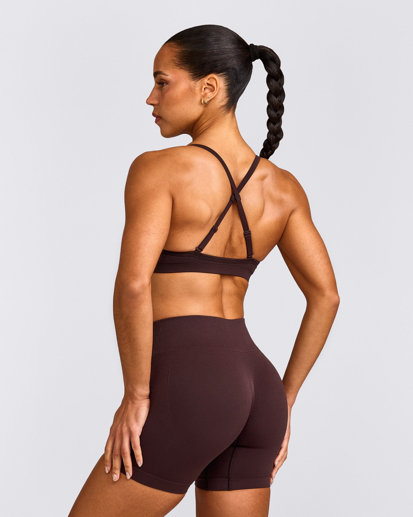 EnhanceLift™ Seamless Strappy Sports Bra with Gray Logo | Plum Brown