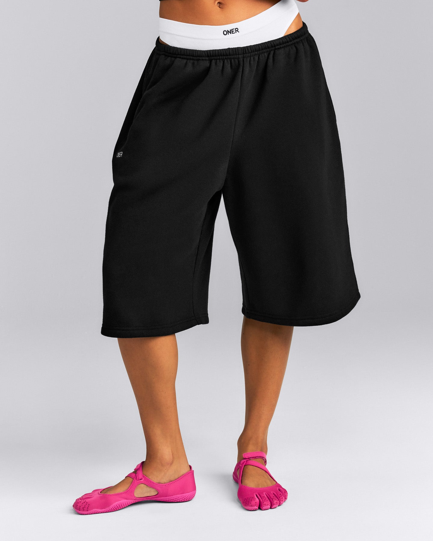 Foundations All Season Longline Shorts | Black