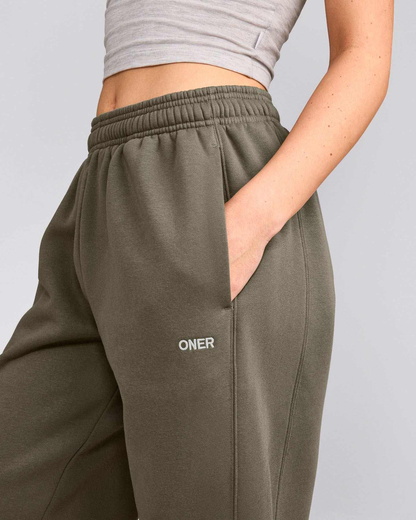Foundations Cosy Sweatpants | Alpine Green