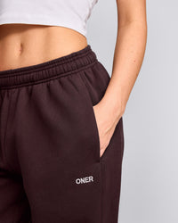 Foundations Cosy Sweatpants | Plum Brown