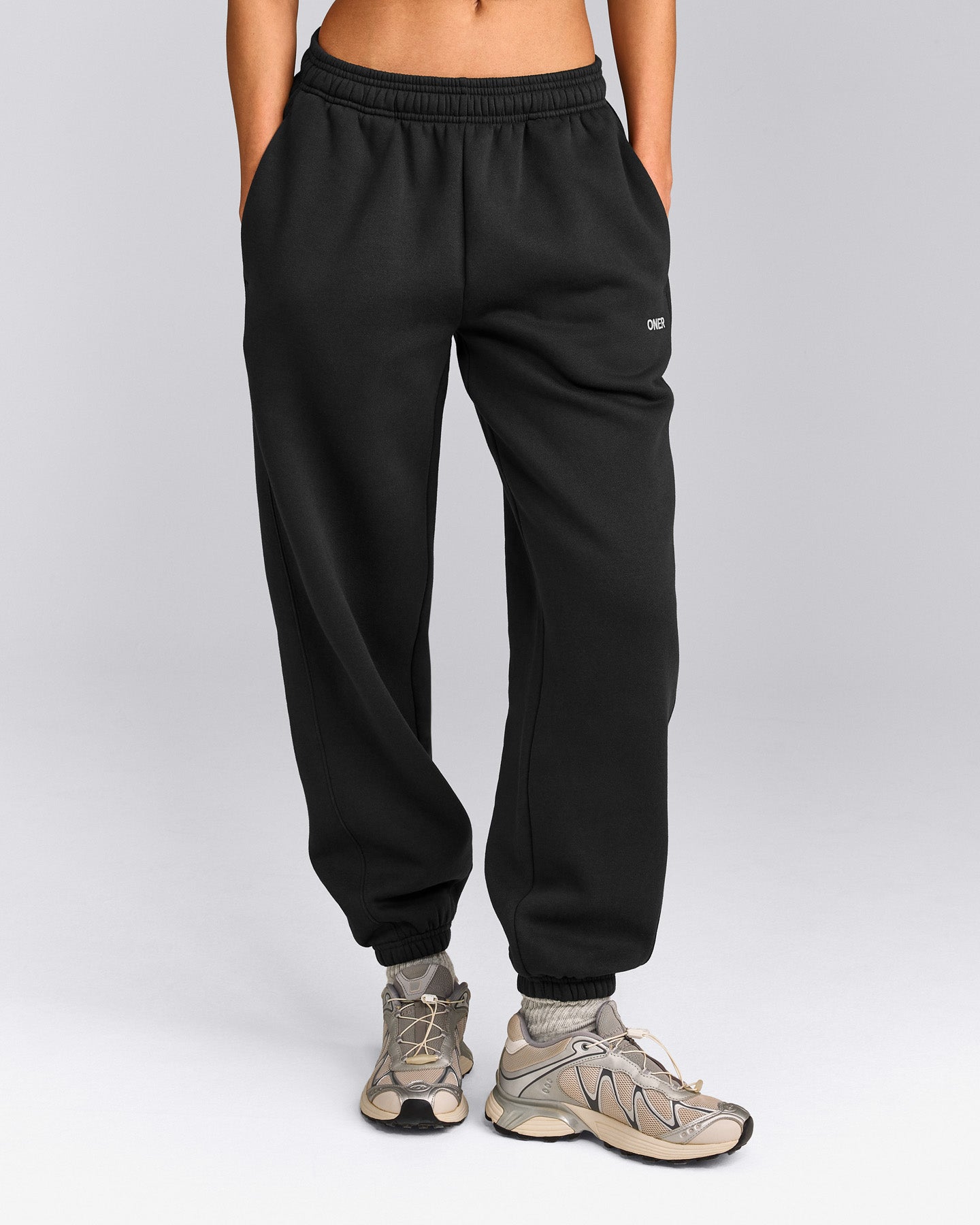 Foundations Cosy Sweatpants | Soft Black