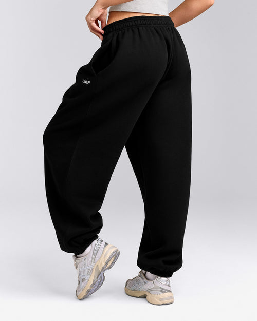 Foundations Cosy Oversized Sweatpants | Black
