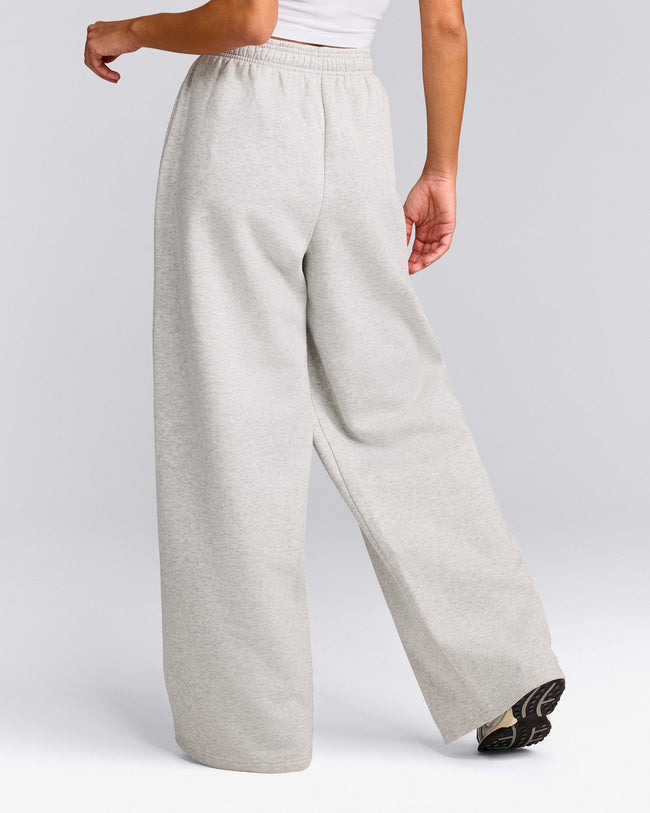 Foundations Cosy Oversized Straight Leg Sweatpants | Light Gray Marl