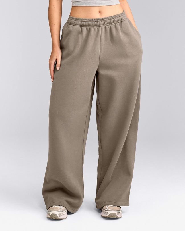 Foundations Cosy Oversized Straight Leg Sweatpants | Minky