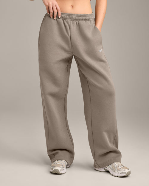 Foundations Cosy Straight Leg Sweatpants | Minky