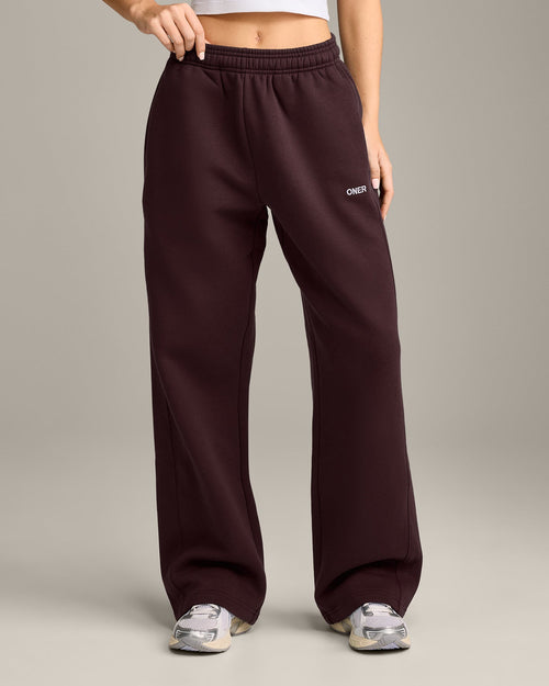 Foundations Cosy Straight Leg Sweatpants | Plum Brown