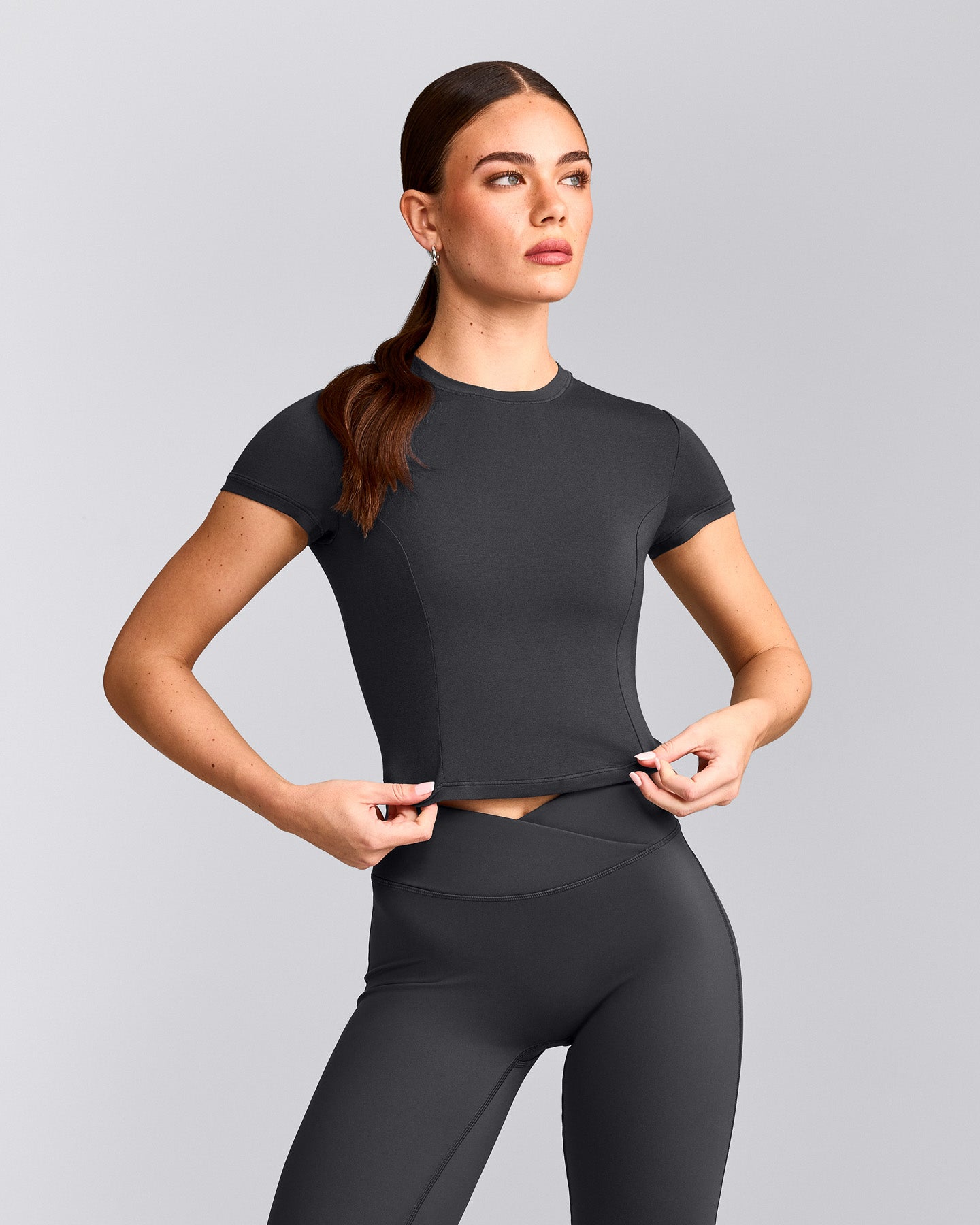 Mellow™ Motion Crew Neck Mid Top | Coal
