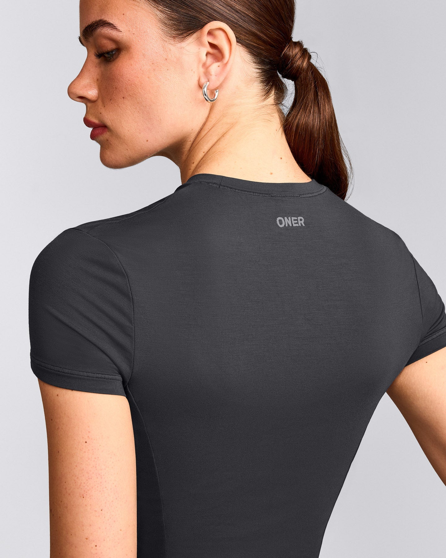 Mellow™ Motion Crew Neck Mid Top | Coal