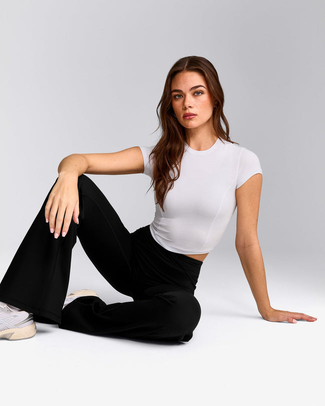 Mellow™ Motion Crew Neck Mid Top | White