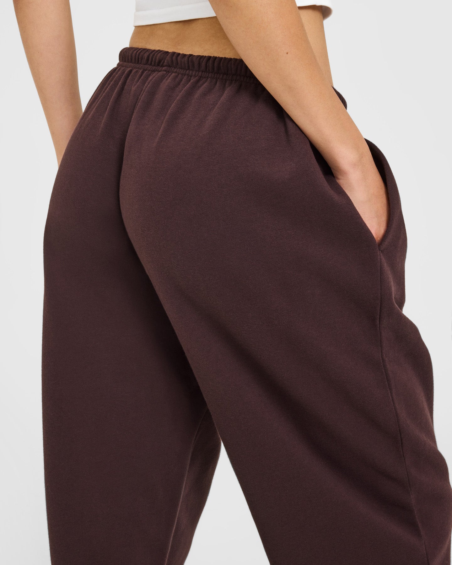 Mid Weight Relaxed Joggers | Plum Brown