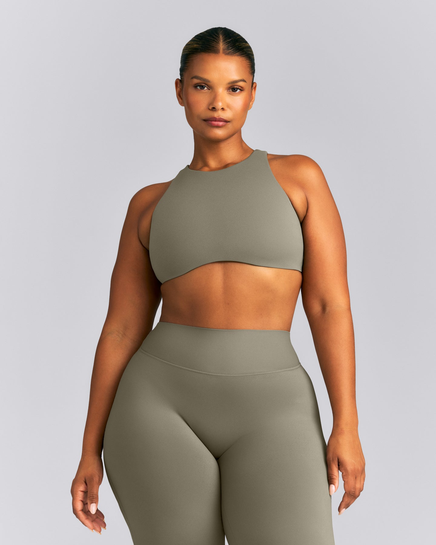 SoftMotion™ High Neck Sports Bra | Alpine Green